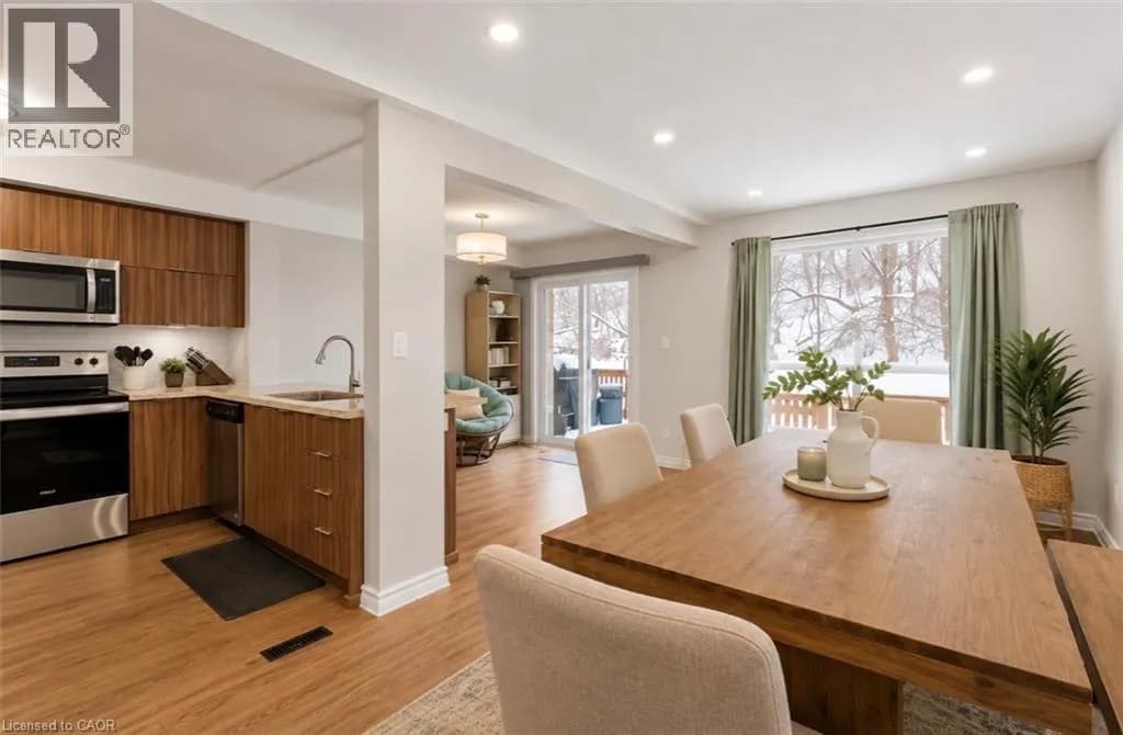 33 RALEIGH Street Unit# A — photo 3 of 16