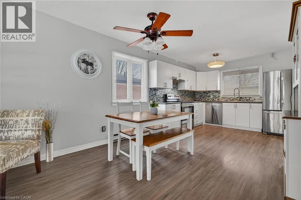 196 LIGHTBOURNE Avenue — photo 4 of 30