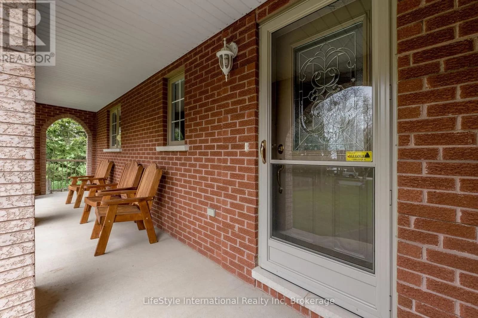 5601 FIFTH LINE — photo 4 of 41