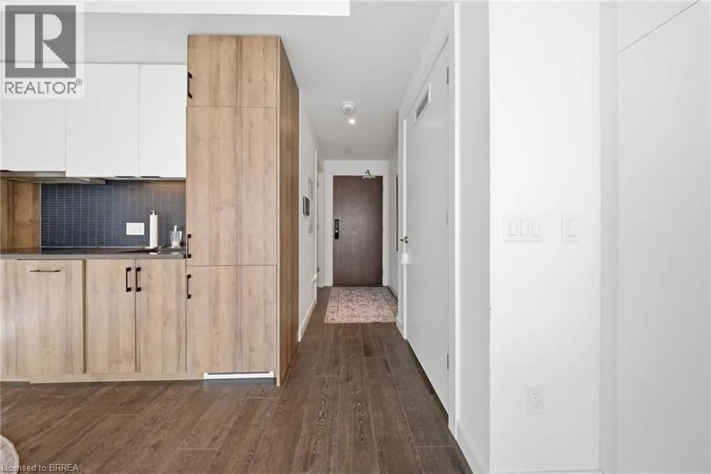 741 KING Street W Unit# 107 — photo 4 of 34