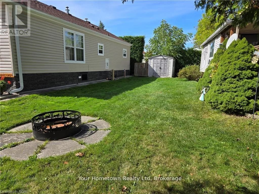 204 BEACH ROAD — photo 3 of 18