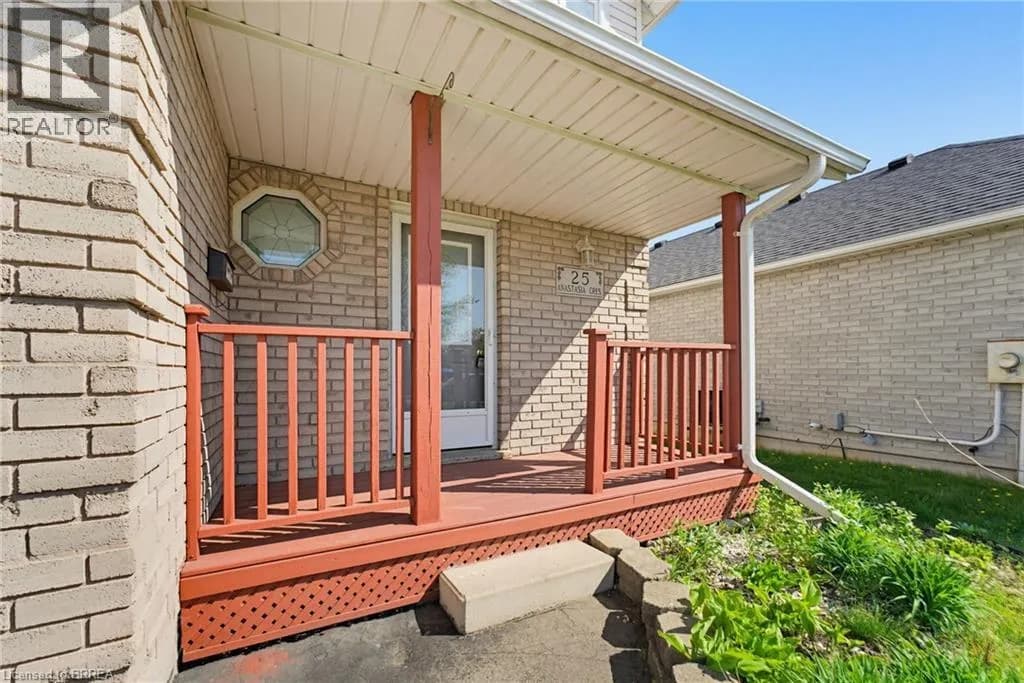 25 ANASTASIA Crescent — photo 4 of 42