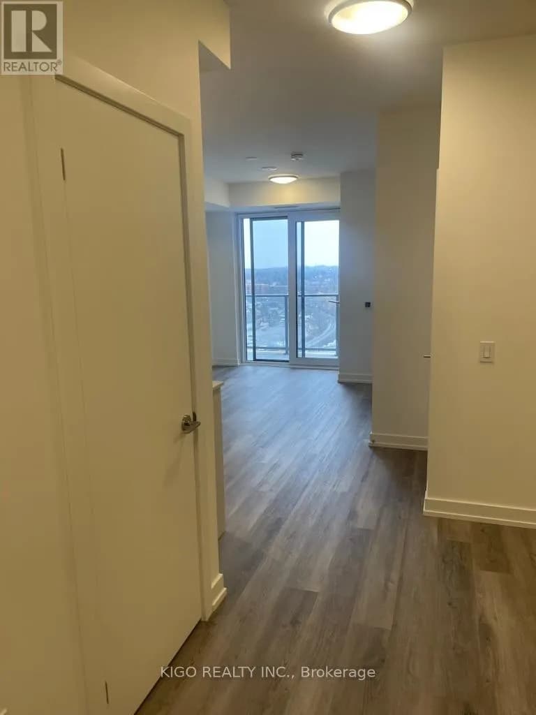1108 - 15 WELLINGTON STREET S — photo 3 of 11