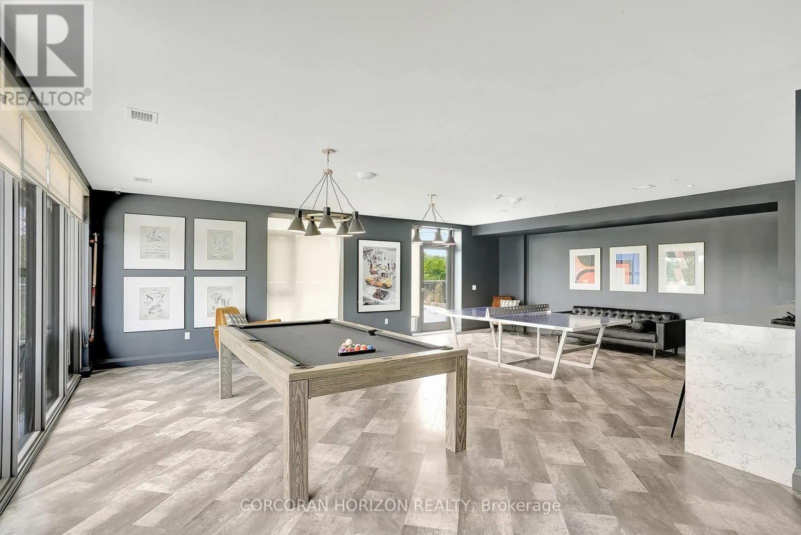 1511 - 15 GLEBE STREET — photo 3 of 35