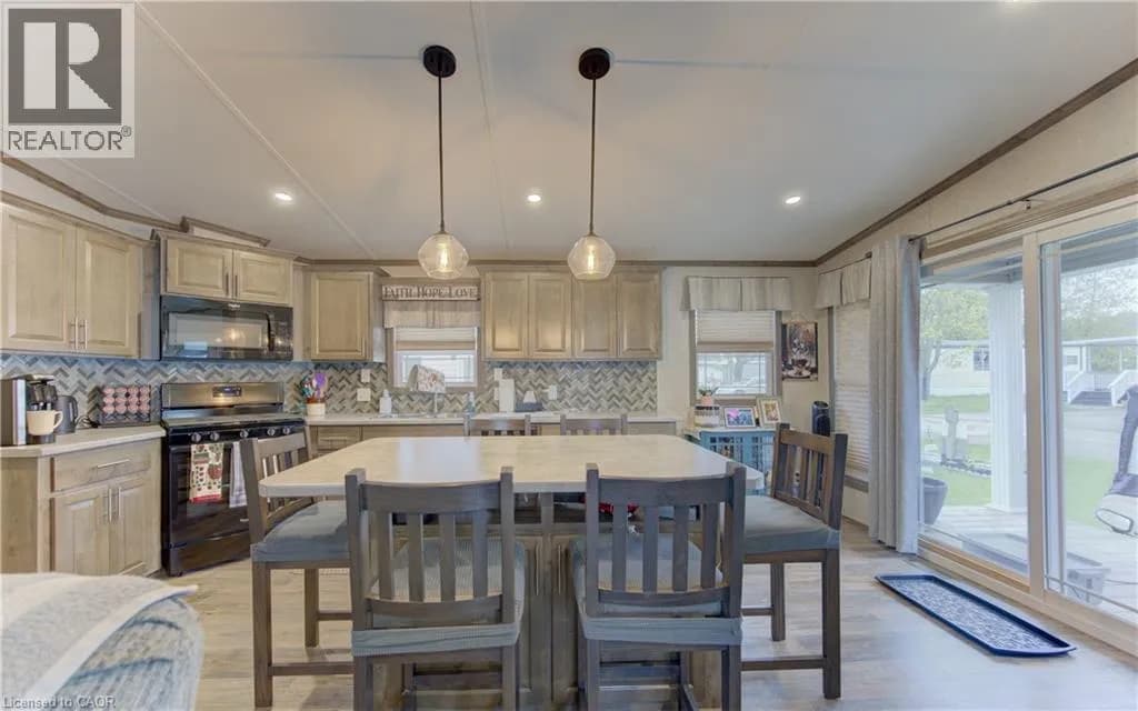 580 BEAVER CREEK Road Unit# 235 — photo 4 of 19