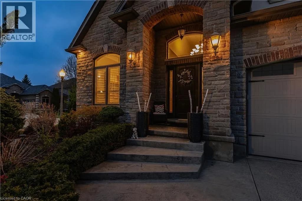 245 JOSEPH SCHOERG Crescent — photo 3 of 50