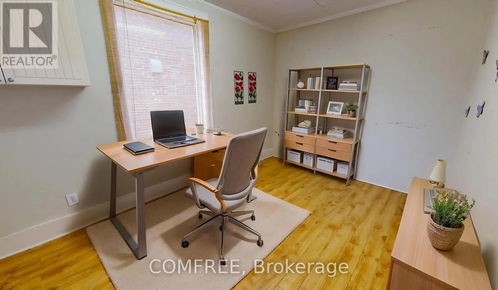 1405 KING STREET E — photo 3 of 26