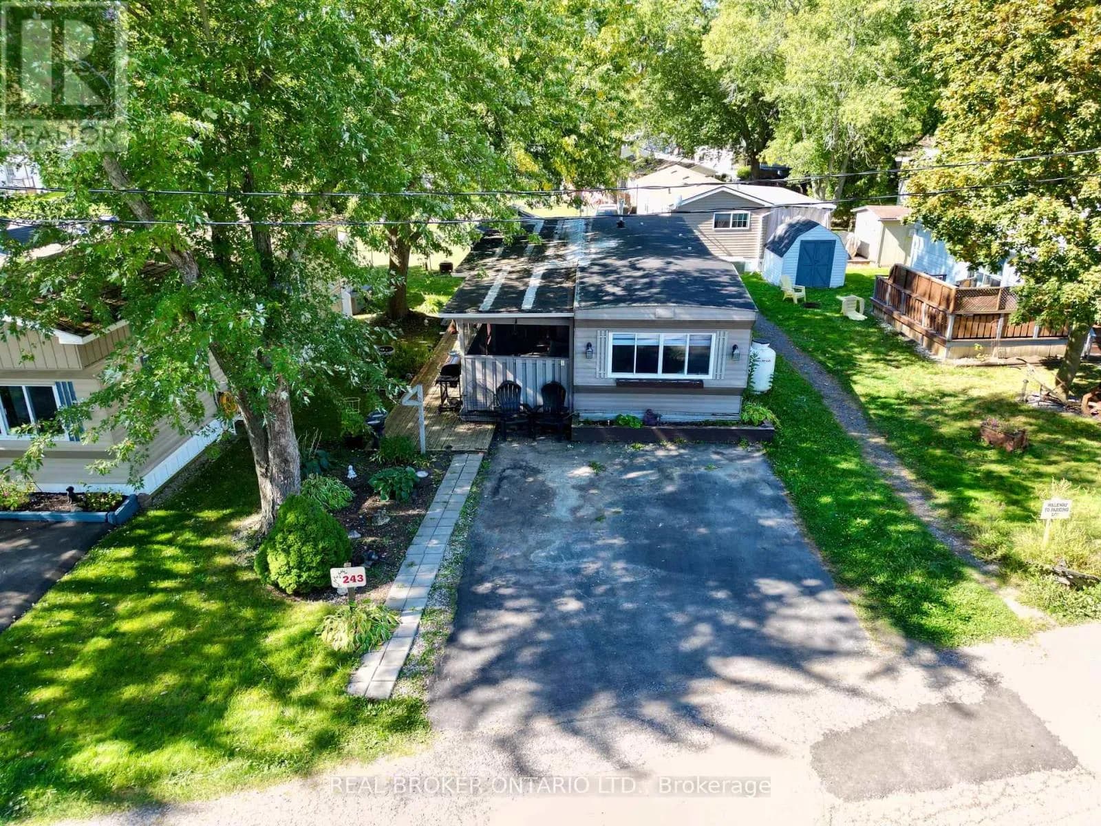 243 - 580 BEAVER CREEK ROAD — photo 1 of 36