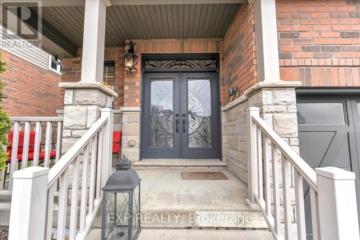 21 PAULA COURT — photo 3 of 50