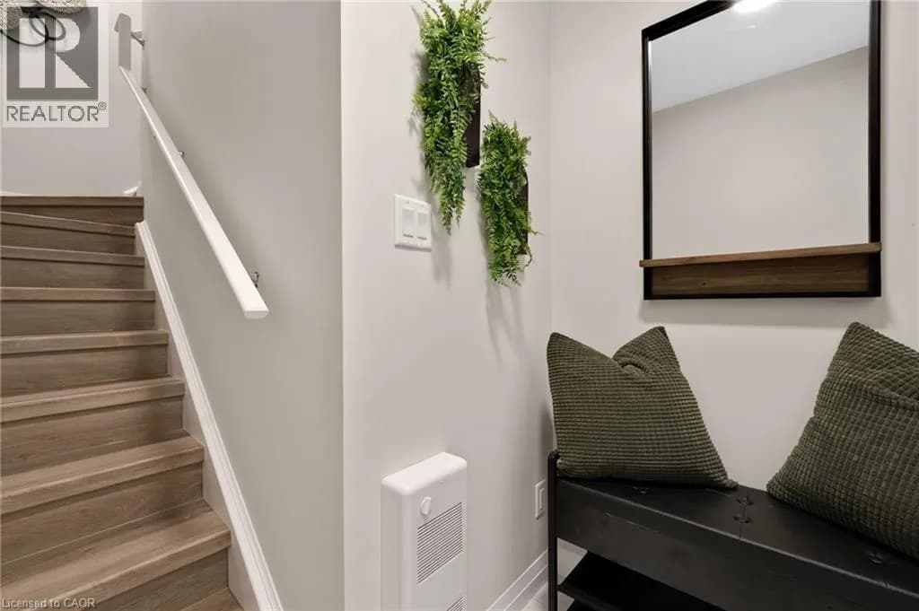 410 NORTHFIELD Drive W Unit# D5 — photo 5 of 24