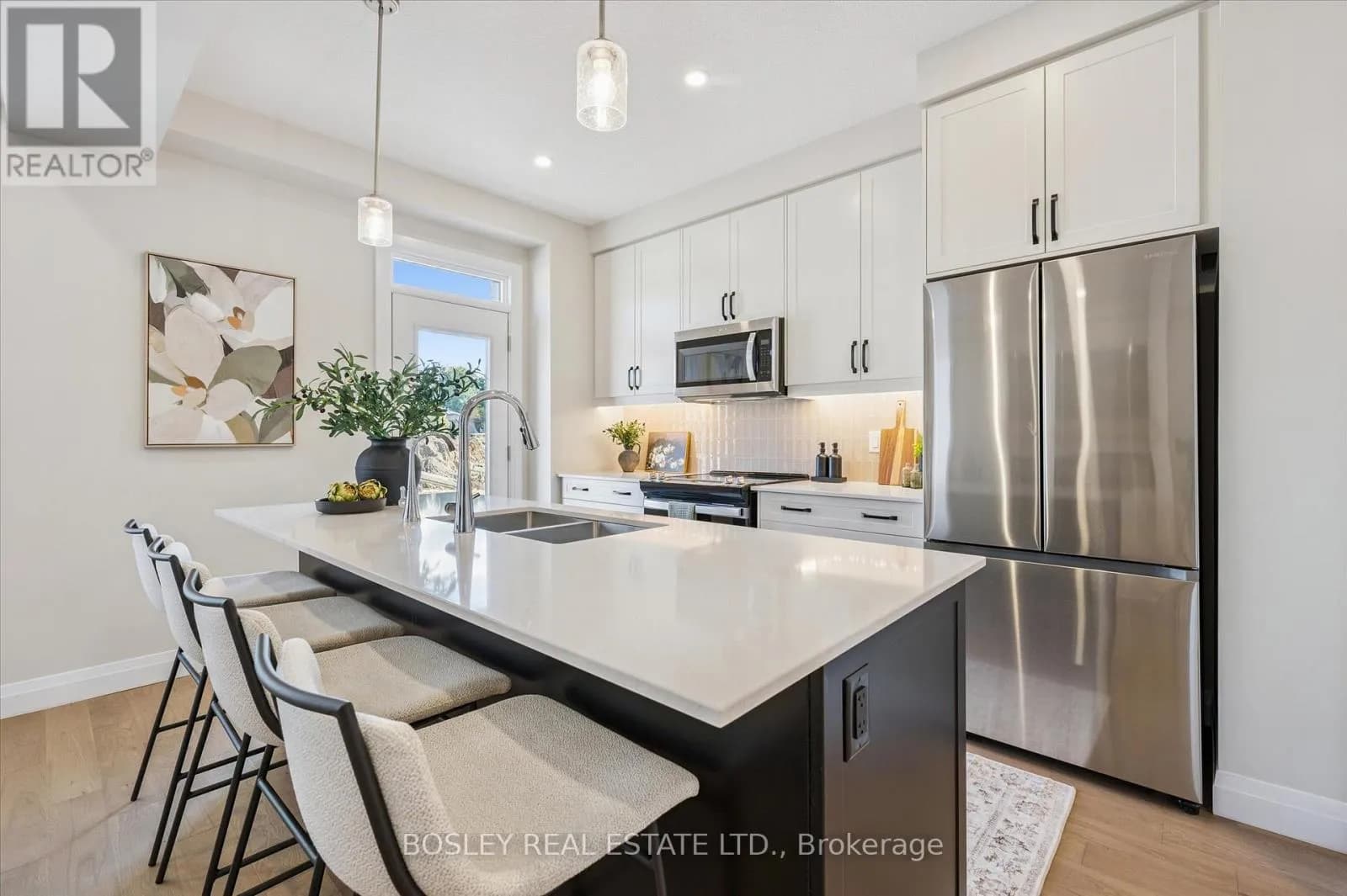127 CATHERINE STREET — photo 2 of 31