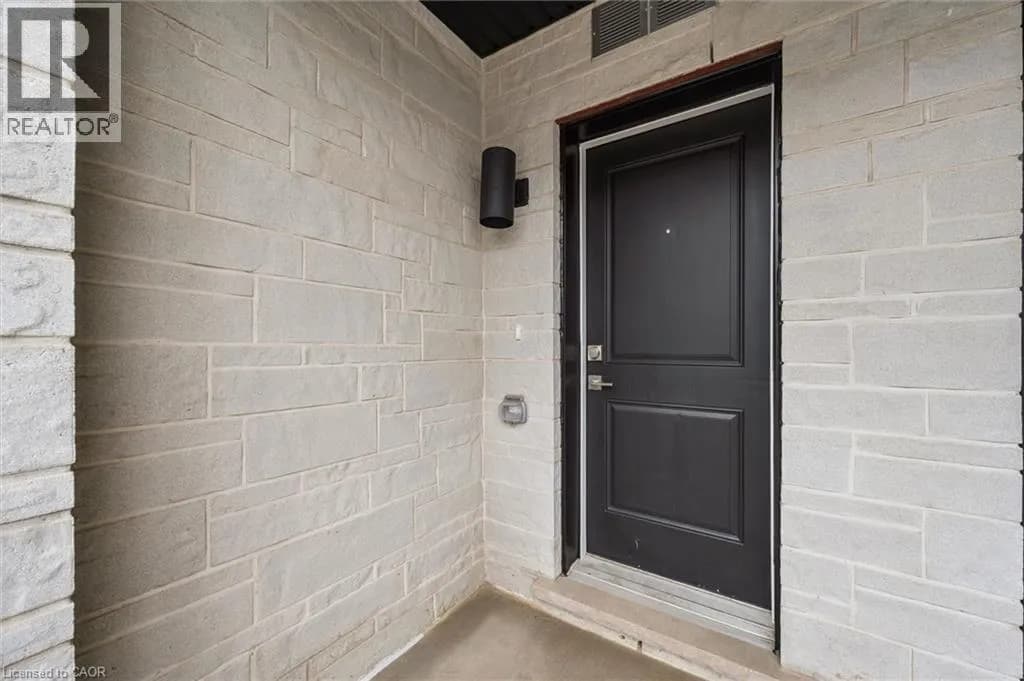 525 ERINBROOK Drive Unit# C052 — photo 5 of 37