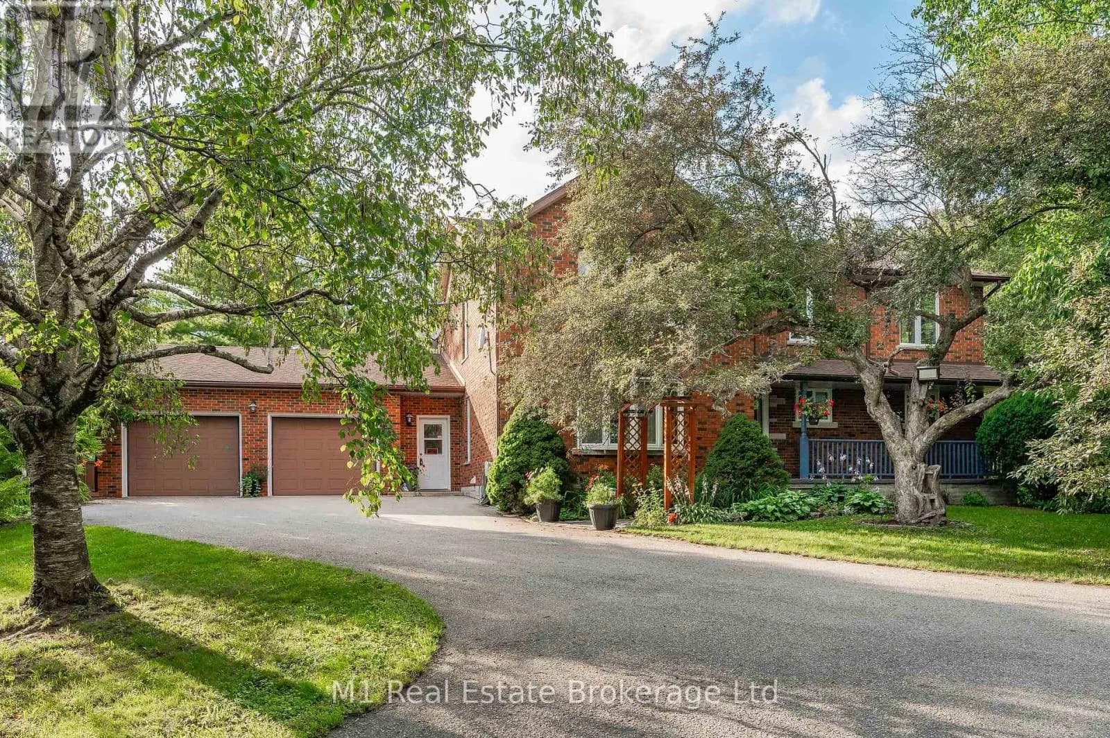 6946 FIFE ROAD — photo 5 of 47