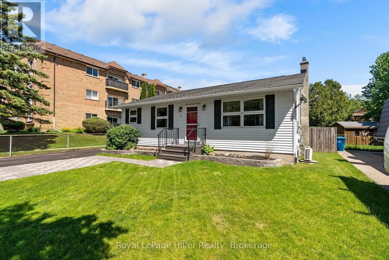 27 GREENWOOD DRIVE — photo 2 of 47