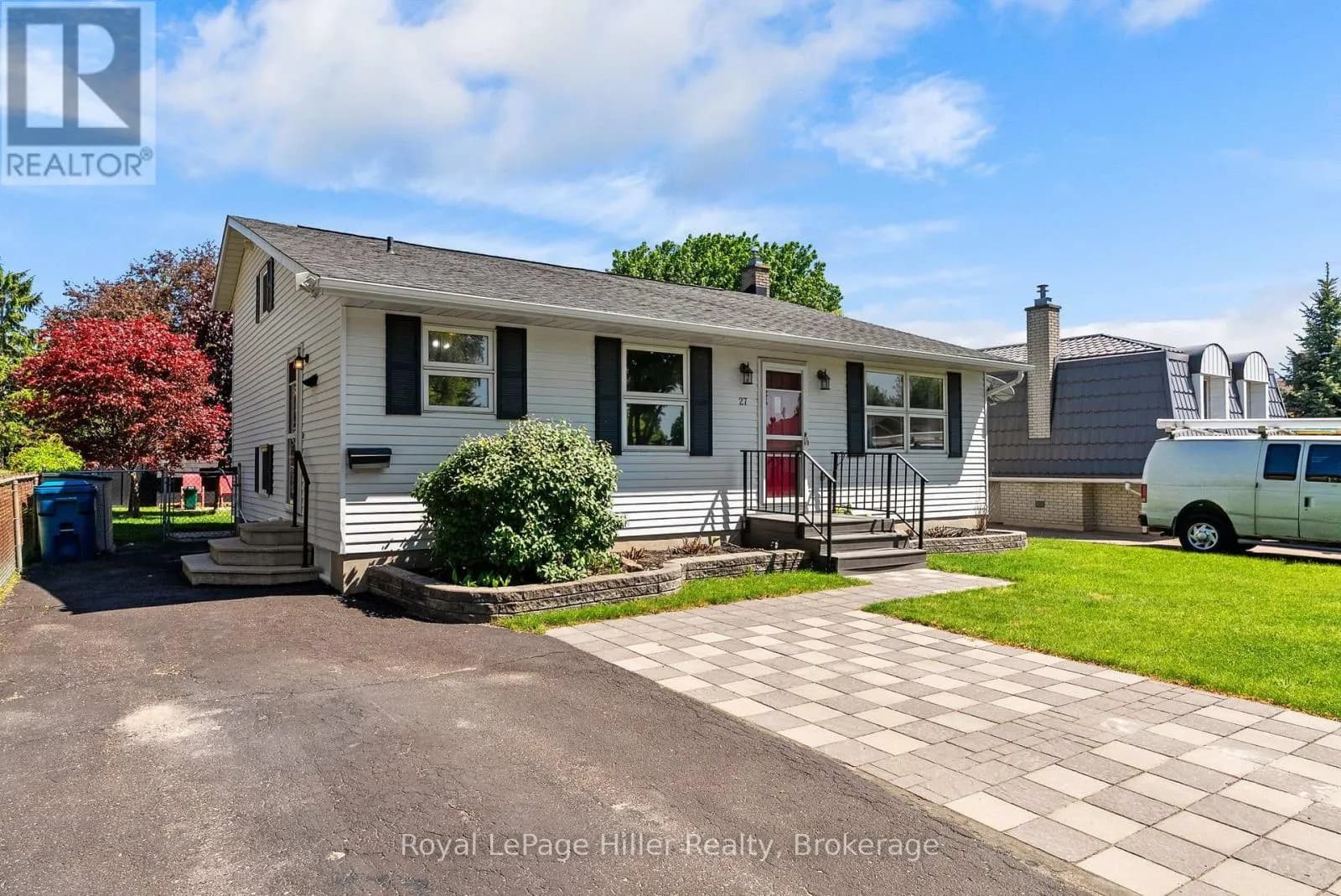 27 GREENWOOD DRIVE — photo 3 of 47