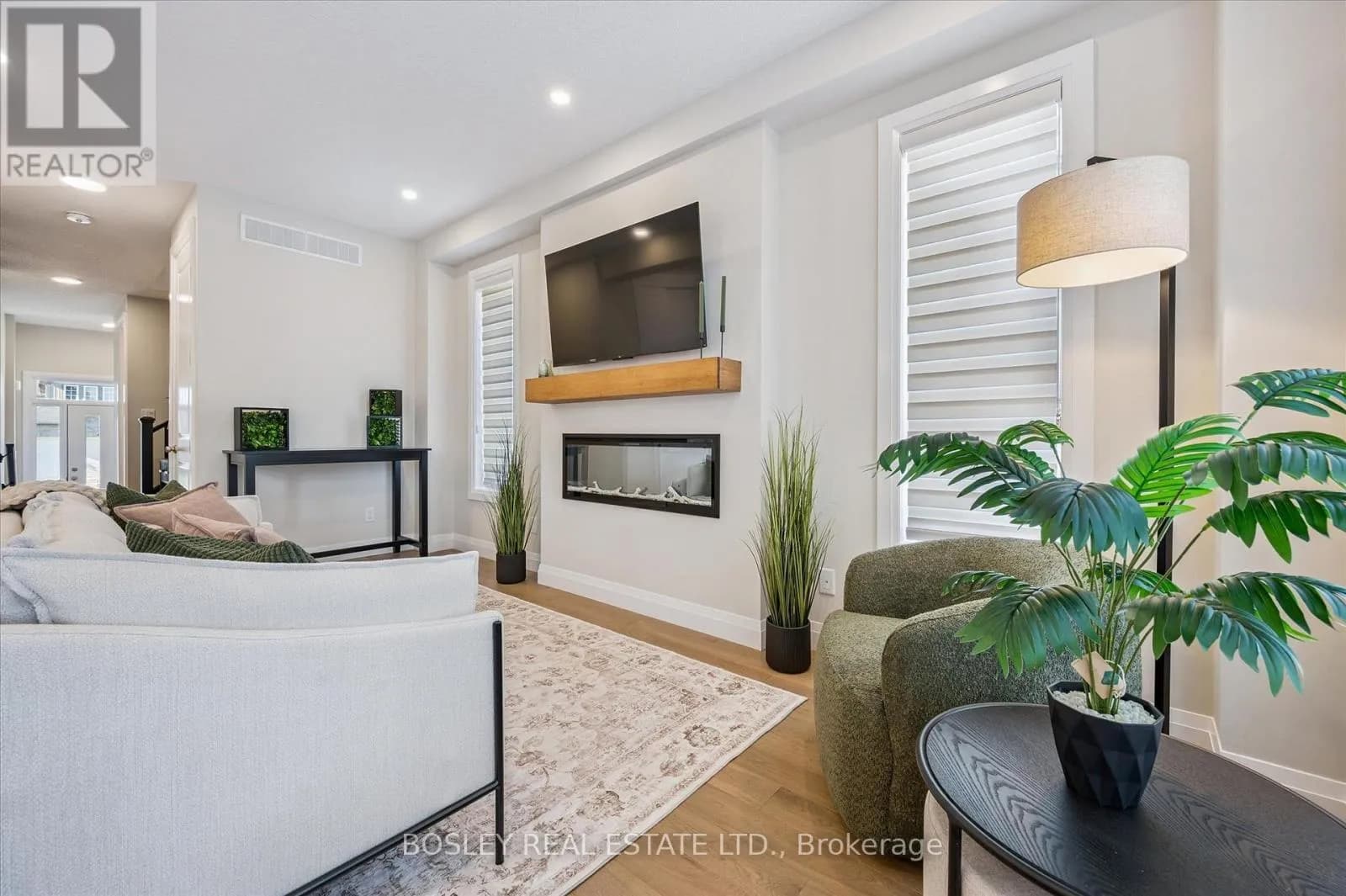 109 CATHERINE STREET — photo 5 of 32