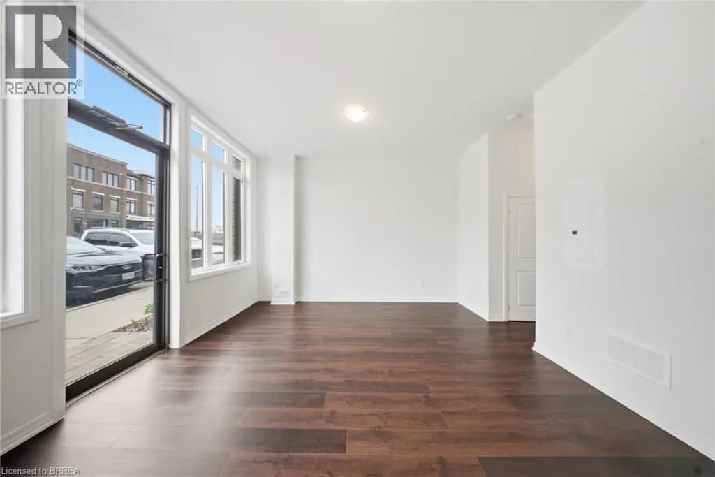585 COLBORNE Street E Unit# 107 — photo 4 of 33