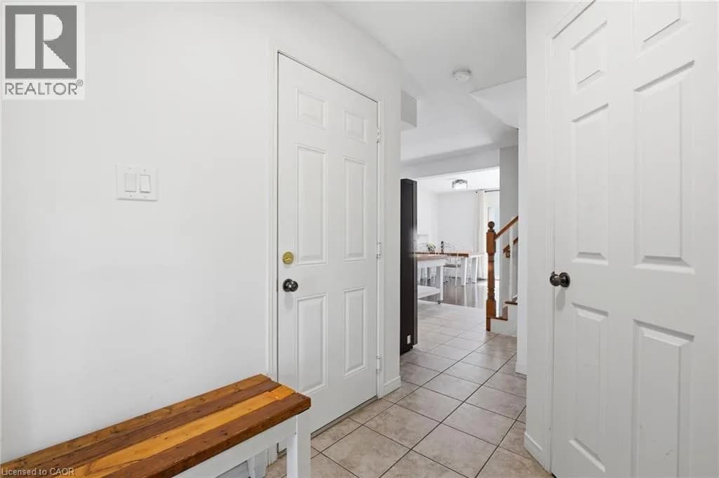 10 FALLOWFIELD Drive Unit# 19 — photo 5 of 33