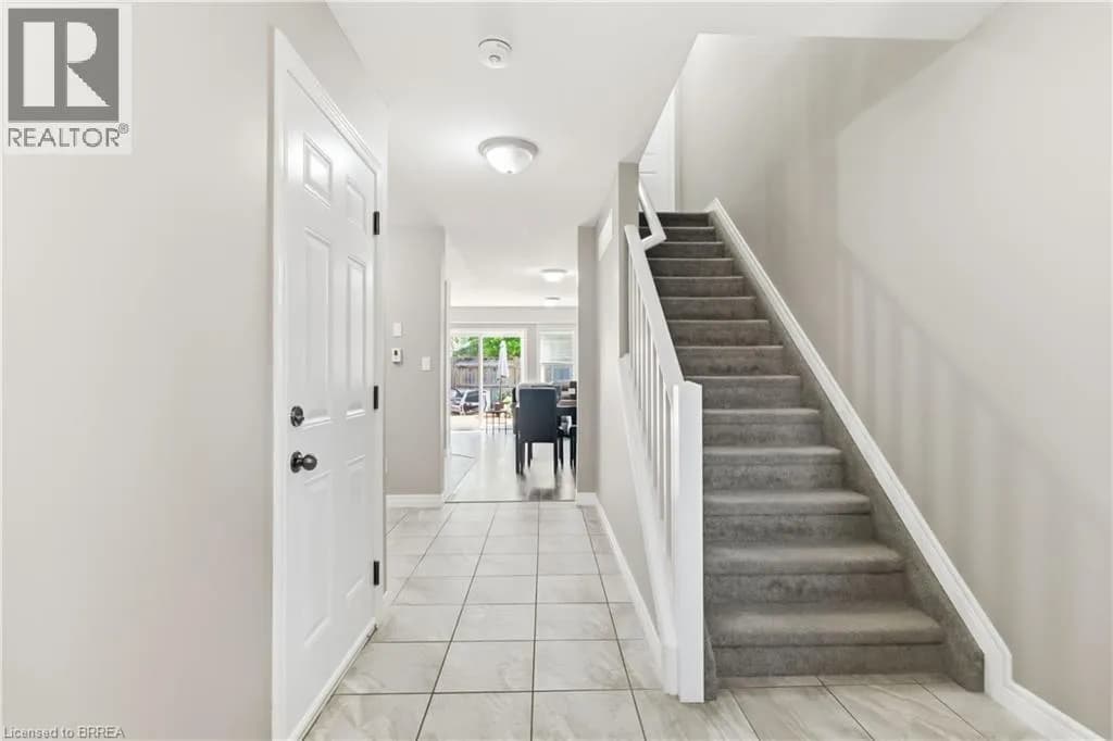 53 BANKS Street — photo 5 of 28