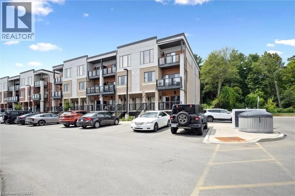 25 ISHERWOOD Avenue Unit# C34 — photo 1 of 18