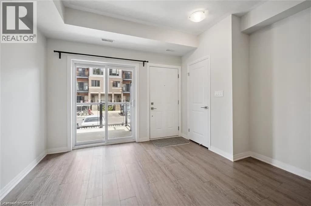 25 ISHERWOOD Avenue Unit# C34 — photo 3 of 18