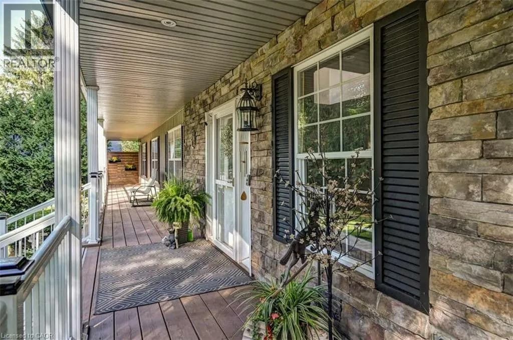 527 RIVER Road — photo 4 of 50
