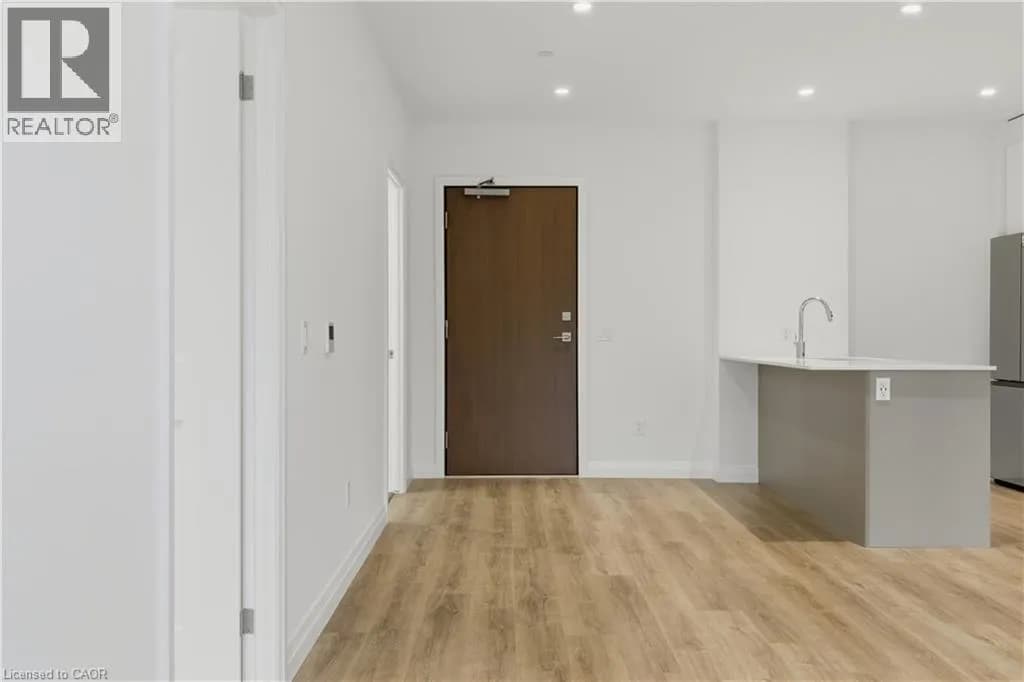 525 NEW DUNDEE Road Unit# 525 — photo 3 of 43