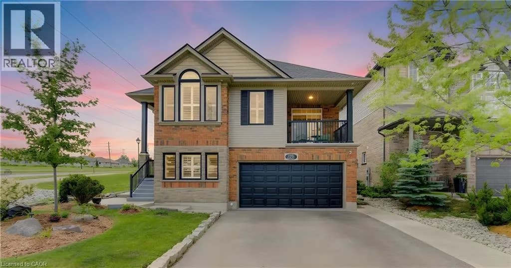 725 ZURICH Drive — photo 1 of 50