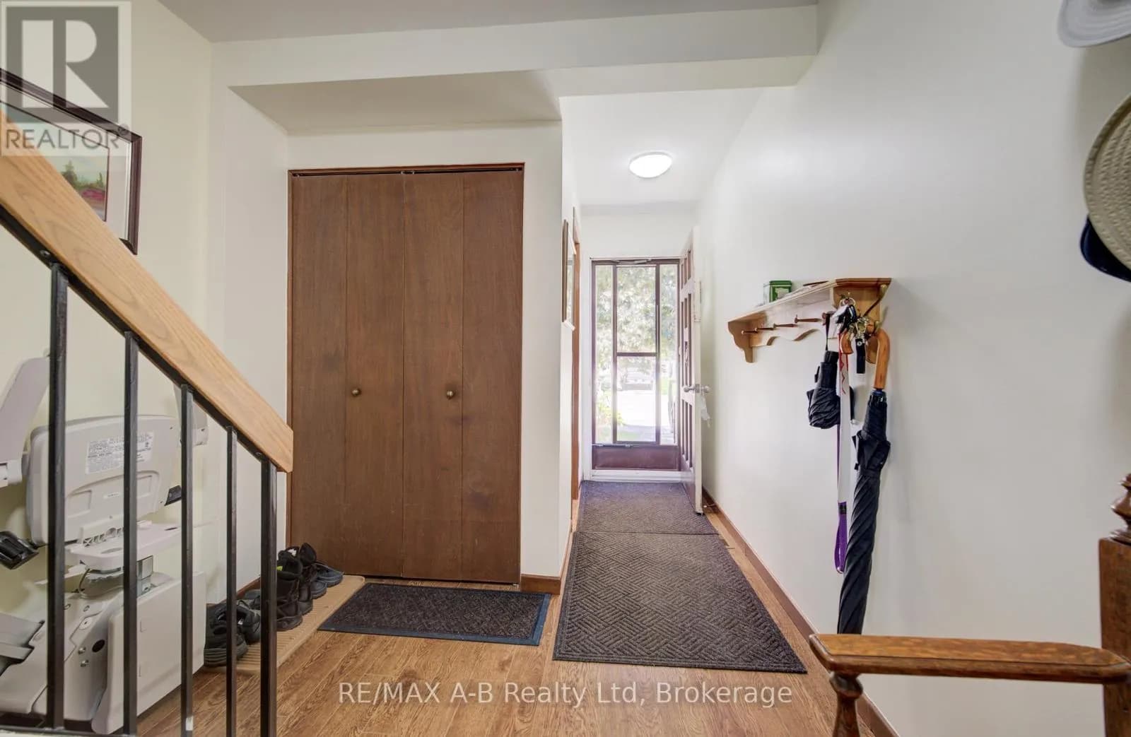 23 GALT ROAD — photo 4 of 35
