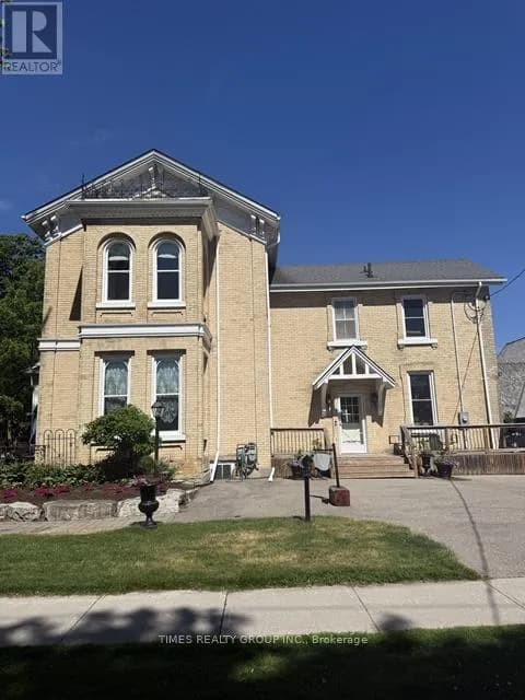 220 HIBERNIA STREET — photo 3 of 26