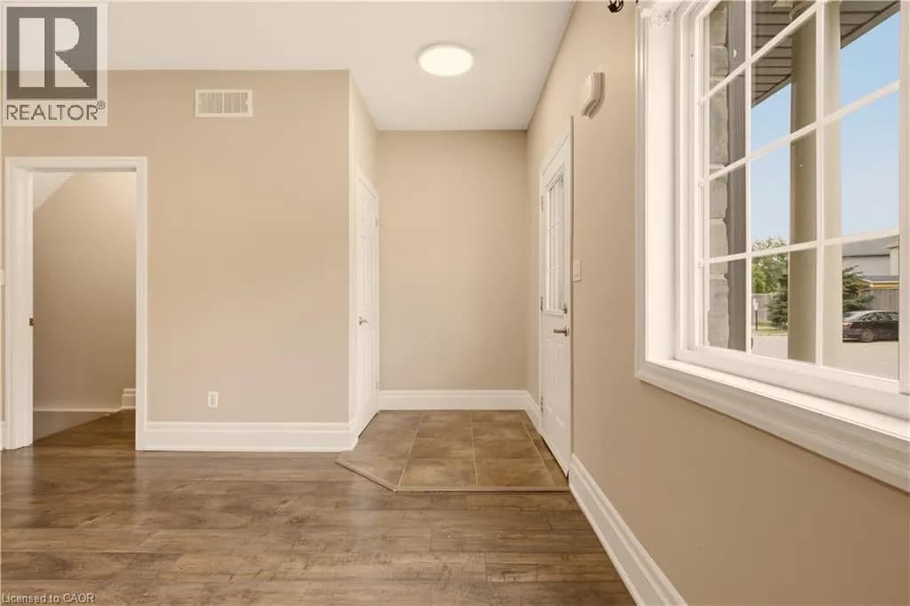 1180 COUNTRYSTONE Drive Unit# 14 — photo 5 of 26