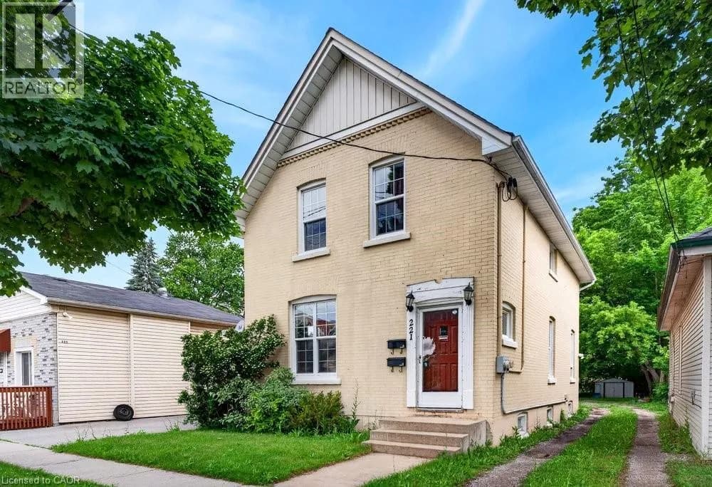 221 GRAND RIVER Avenue — photo 1 of 33
