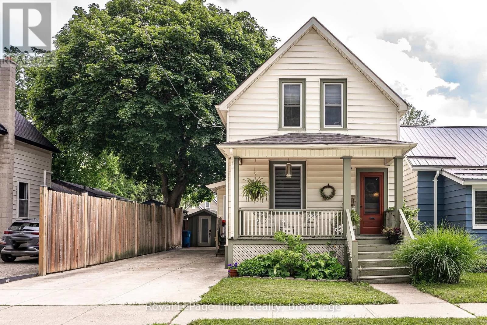 121 MILTON STREET — photo 1 of 50