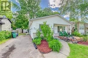 53 HELENE CRESCENT — photo 3 of 26