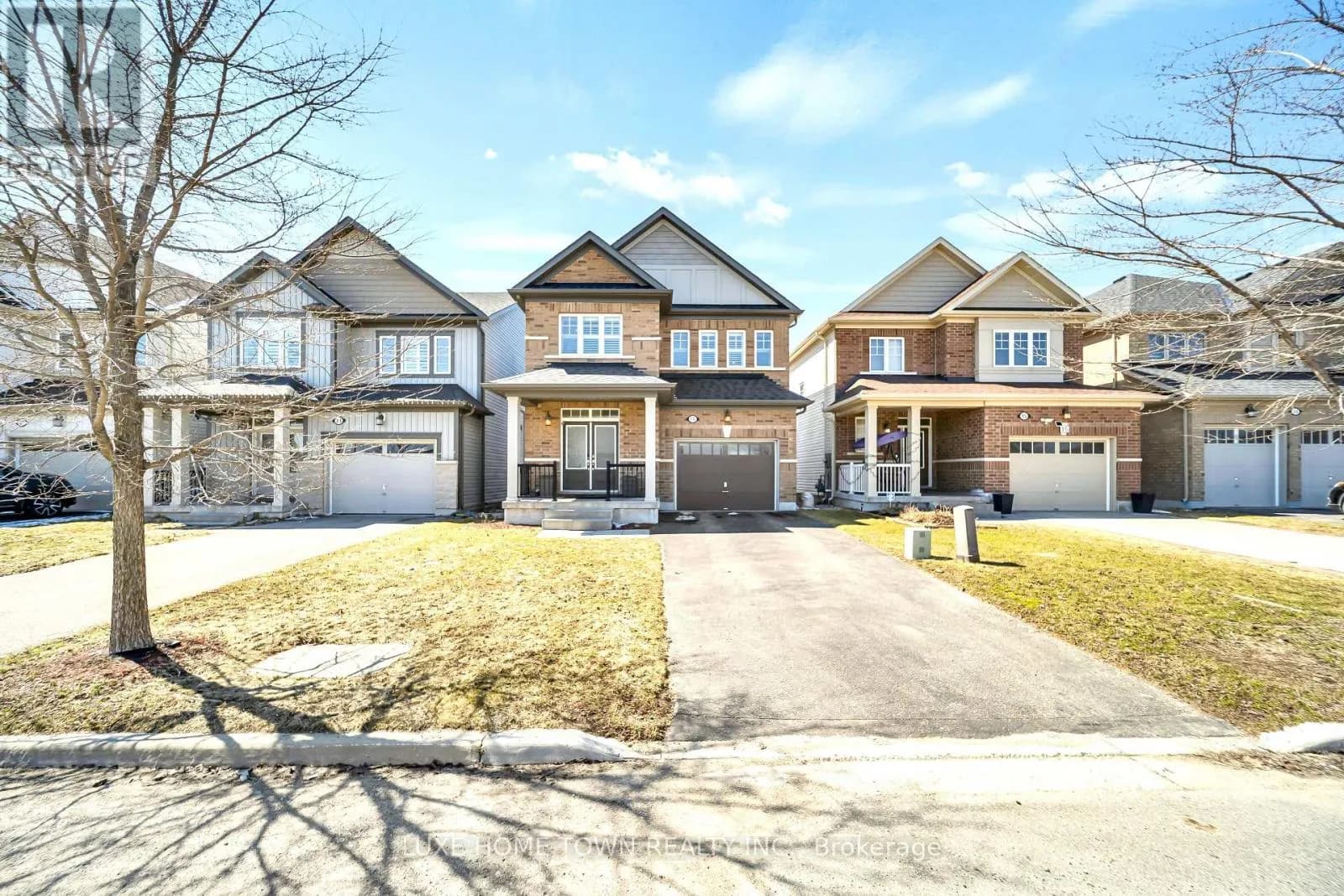 19 FINDLAY WAY — photo 1 of 50