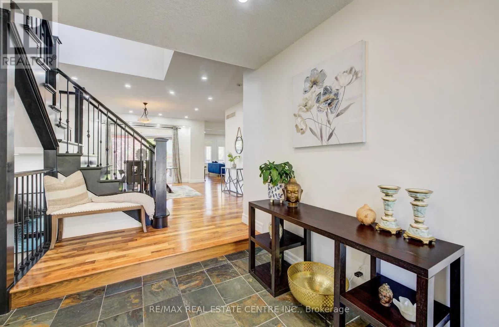 10 DEER CREEK STREET — photo 4 of 42