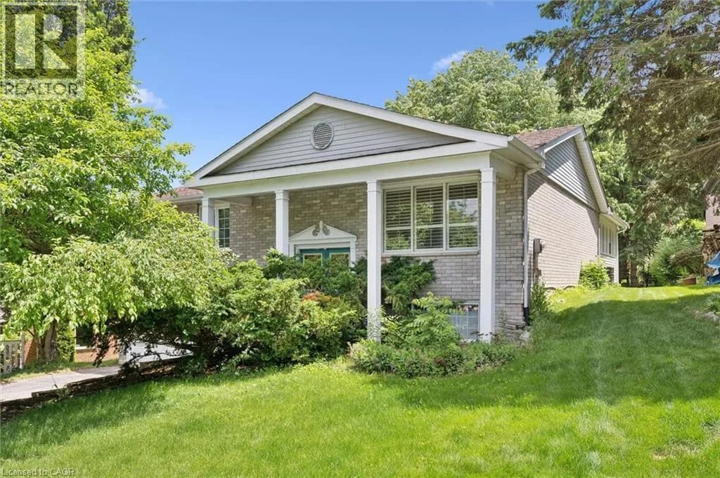 176 SANDFORD FLEMING Drive — photo 1 of 32