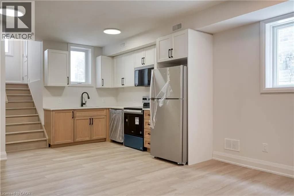 800 MYERS Road Unit# 103 — photo 3 of 8