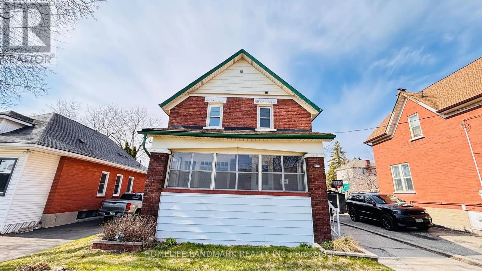 138 GLASGOW STREET — photo 3 of 29