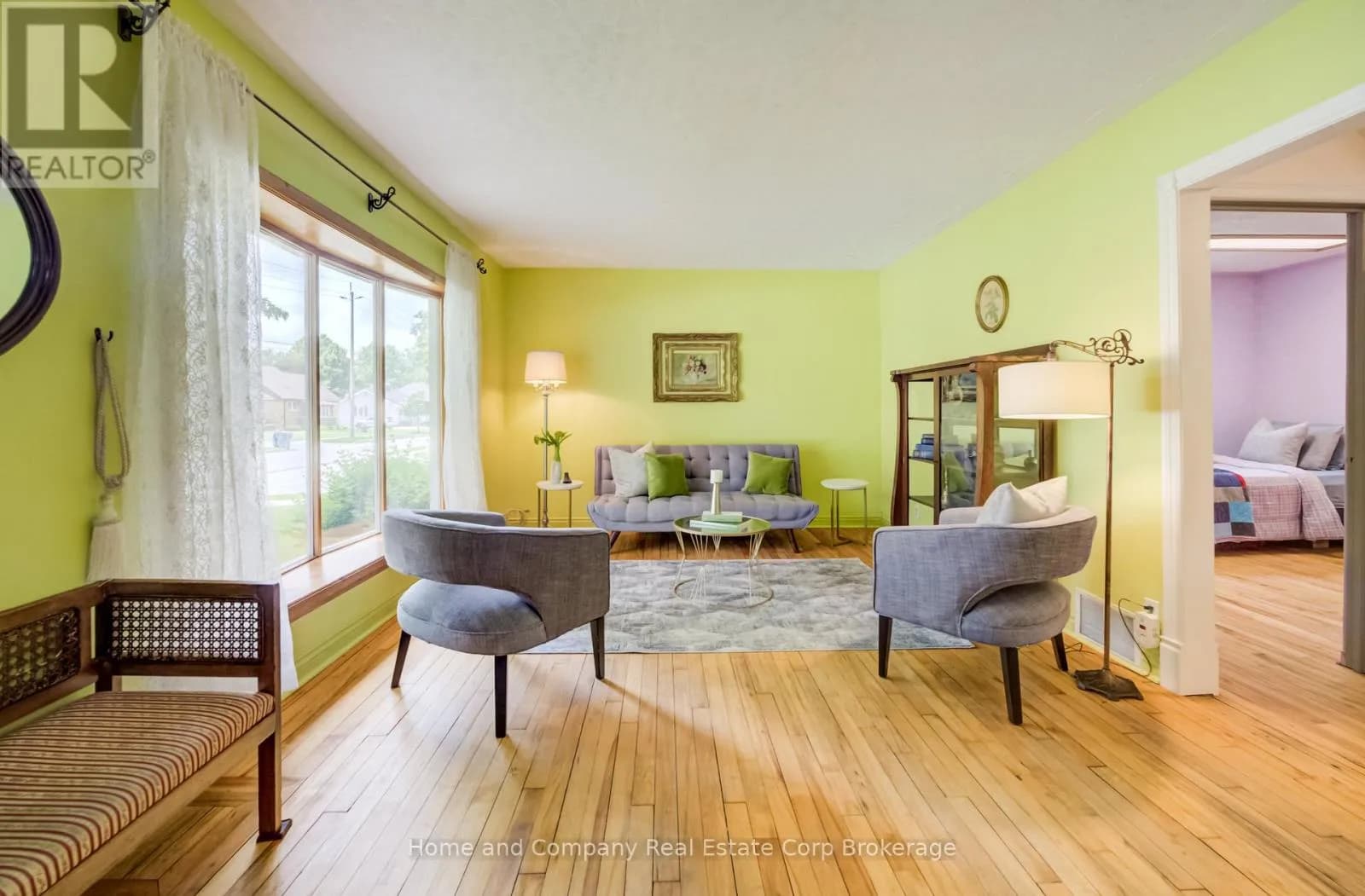 122 BRYDGES STREET — photo 3 of 37