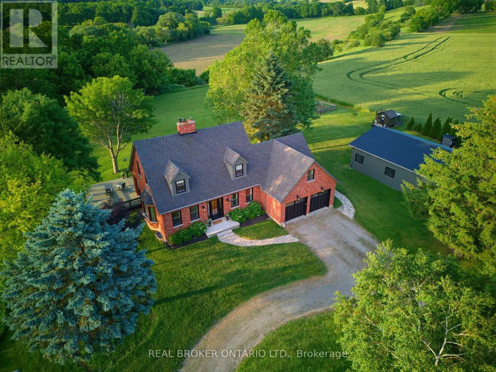99 COUNTY ROAD 18 ROAD — photo 1 of 47