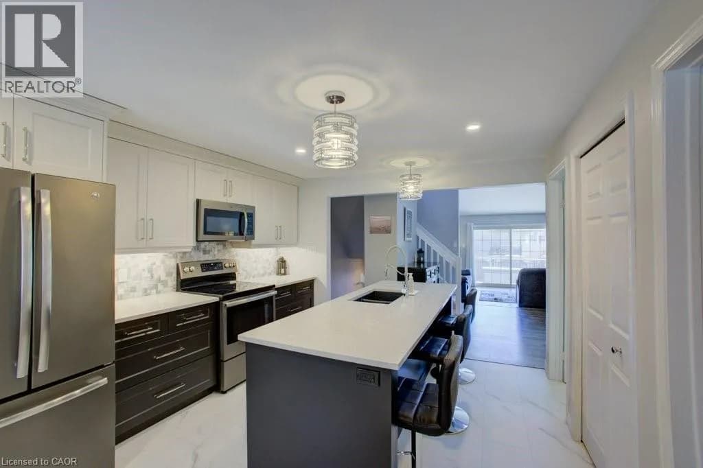 464 BEECHWOOD Place Unit# 3 — photo 5 of 35
