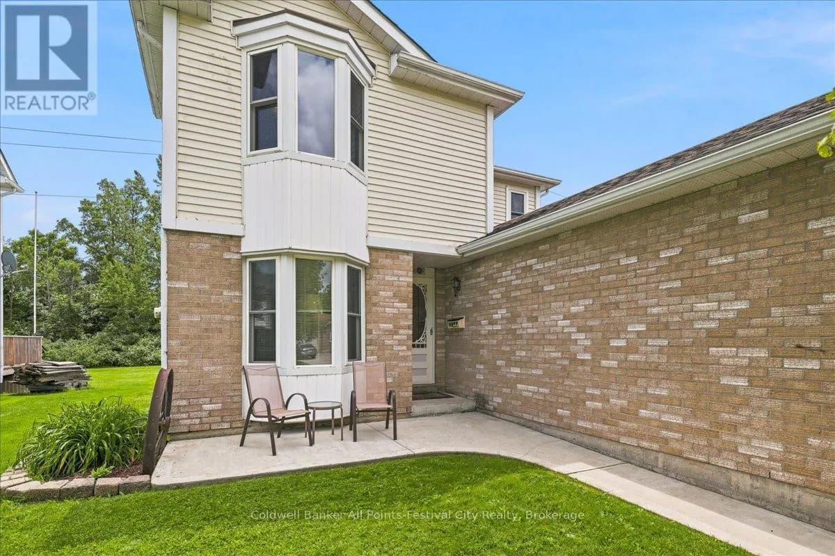 75 EDISON CRESCENT — photo 4 of 48
