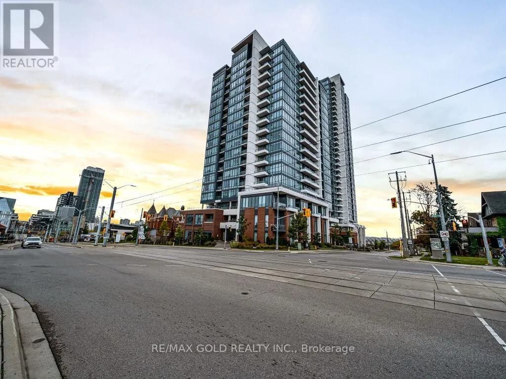 1405 - 5 WELLINGTON STREET — photo 1 of 42