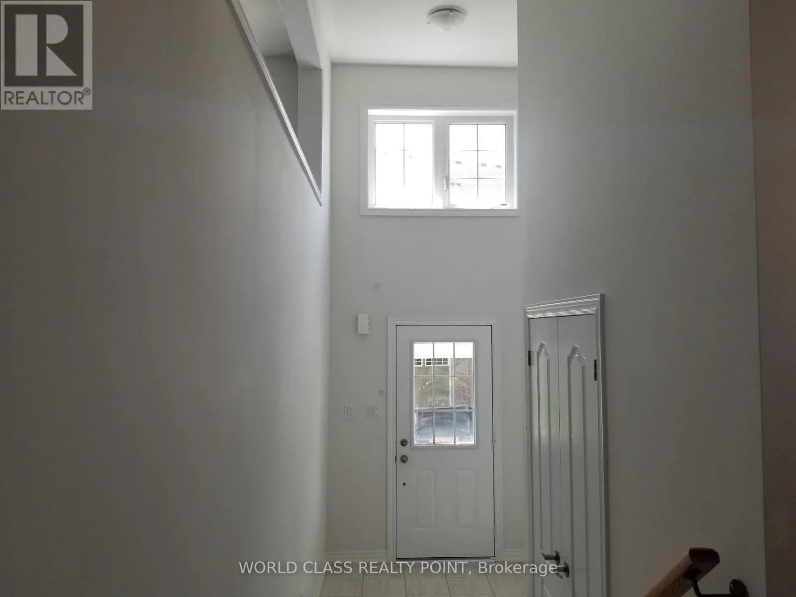 32 - 470 LINDEN DRIVE — photo 4 of 25
