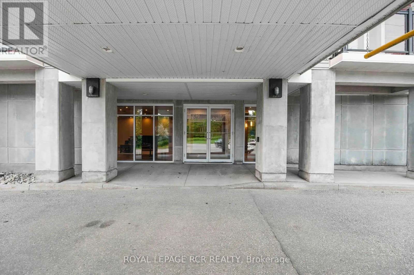 307 - 245 SCOTLAND STREET — photo 2 of 30