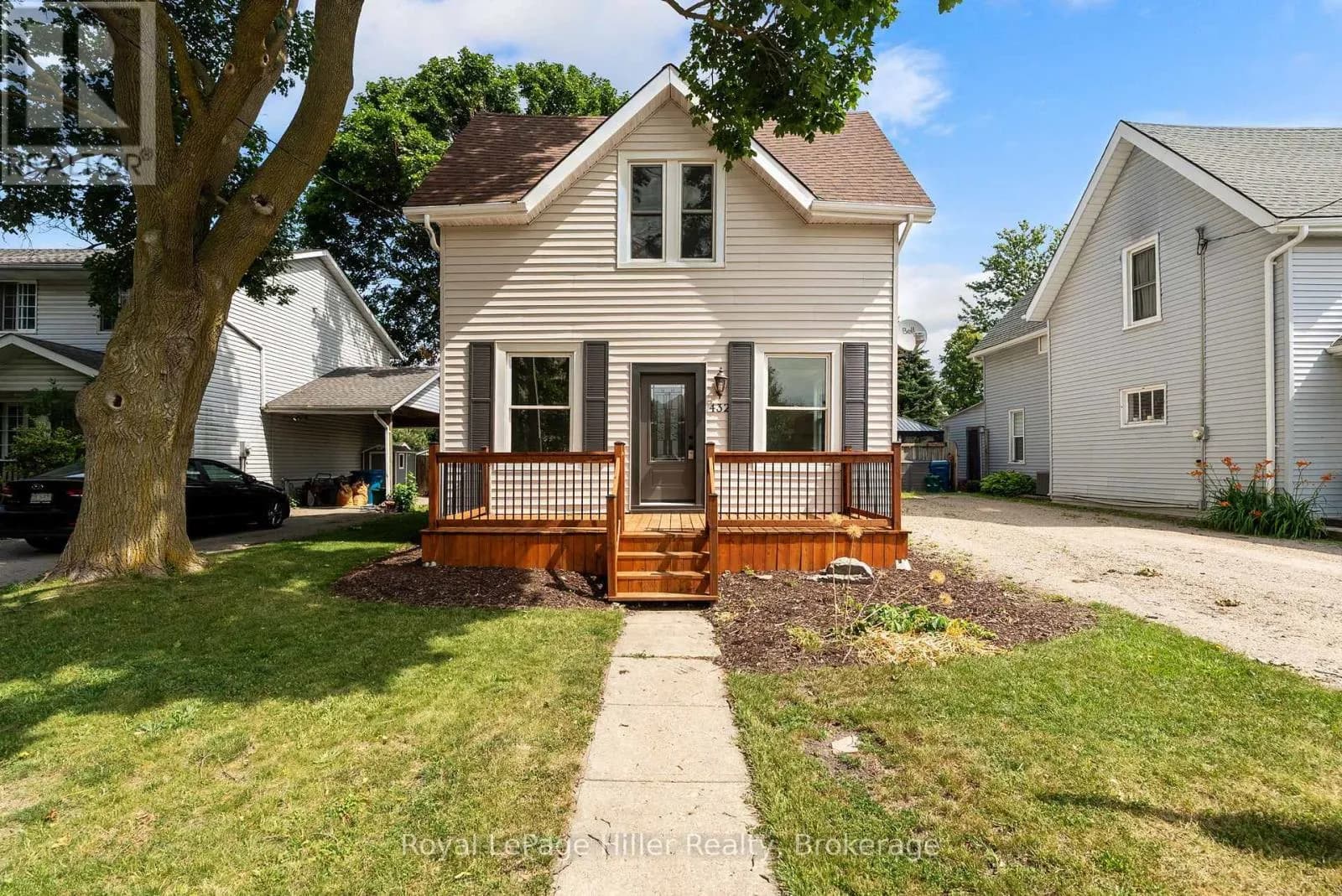 432 ALBERT STREET — photo 1 of 49