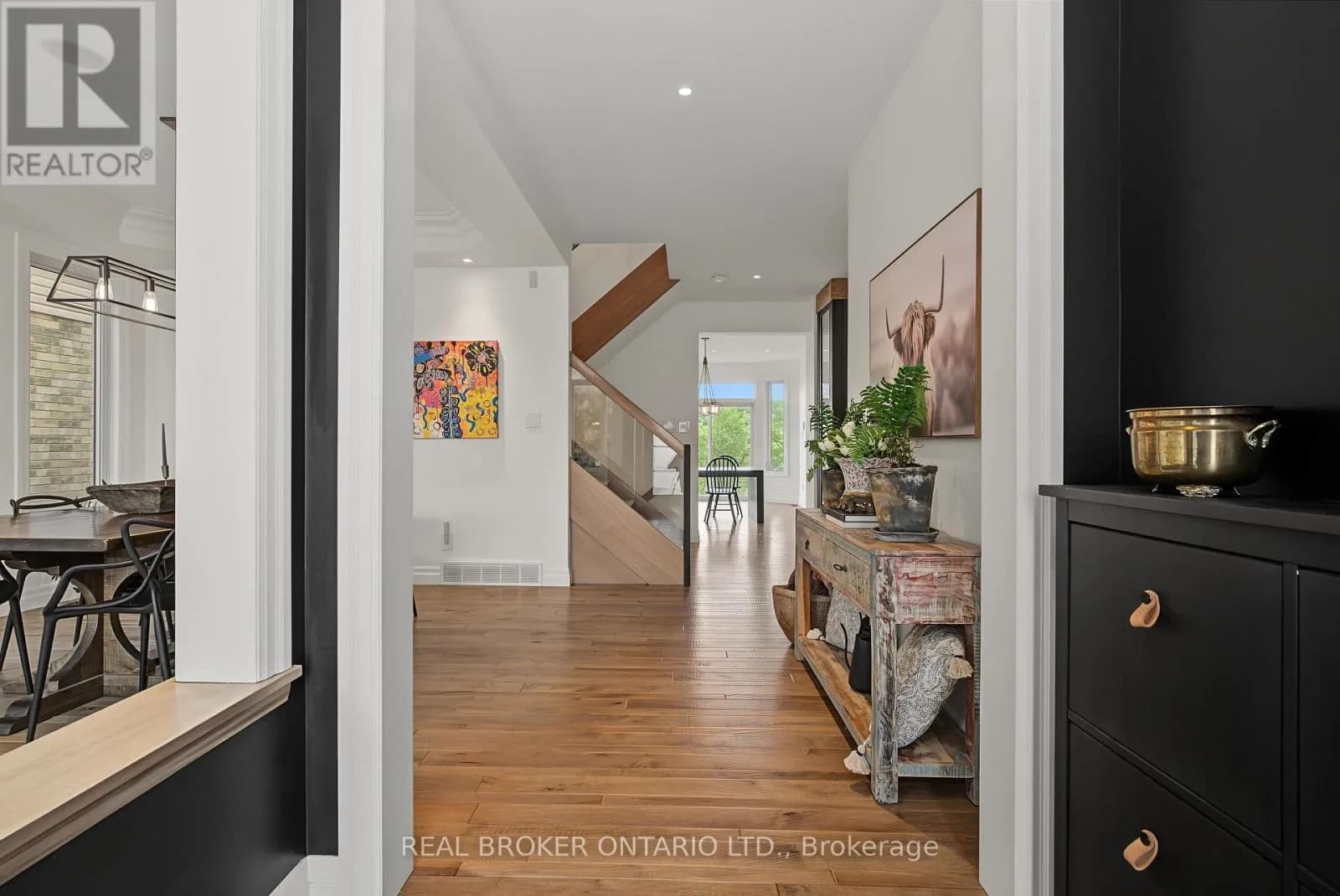 422 RIDEAU RIVER STREET — photo 5 of 50