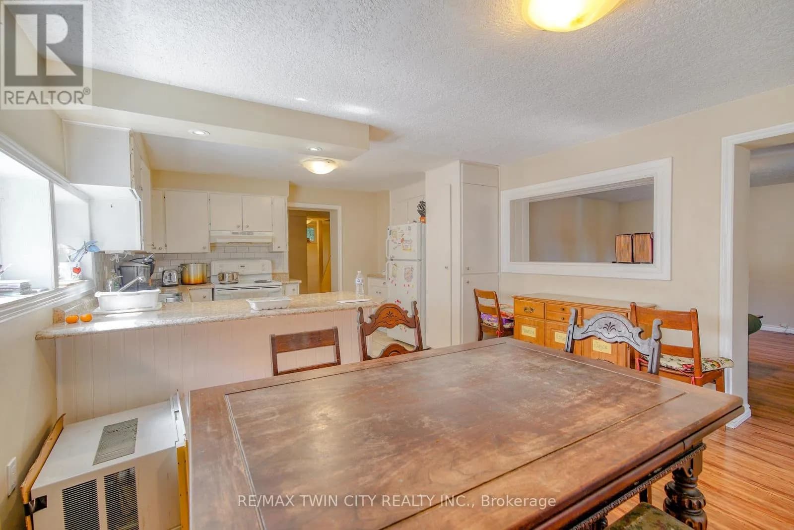 13 BROOKLYNE ROAD — photo 3 of 44