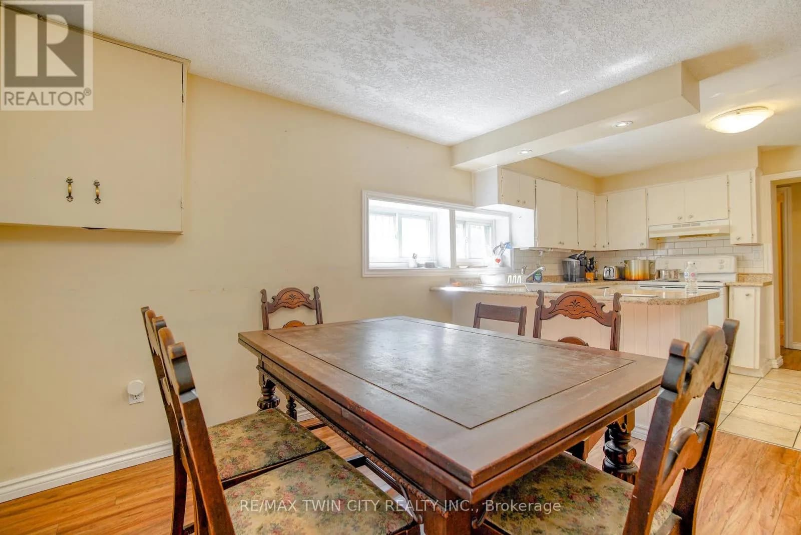 13 BROOKLYNE ROAD — photo 5 of 44